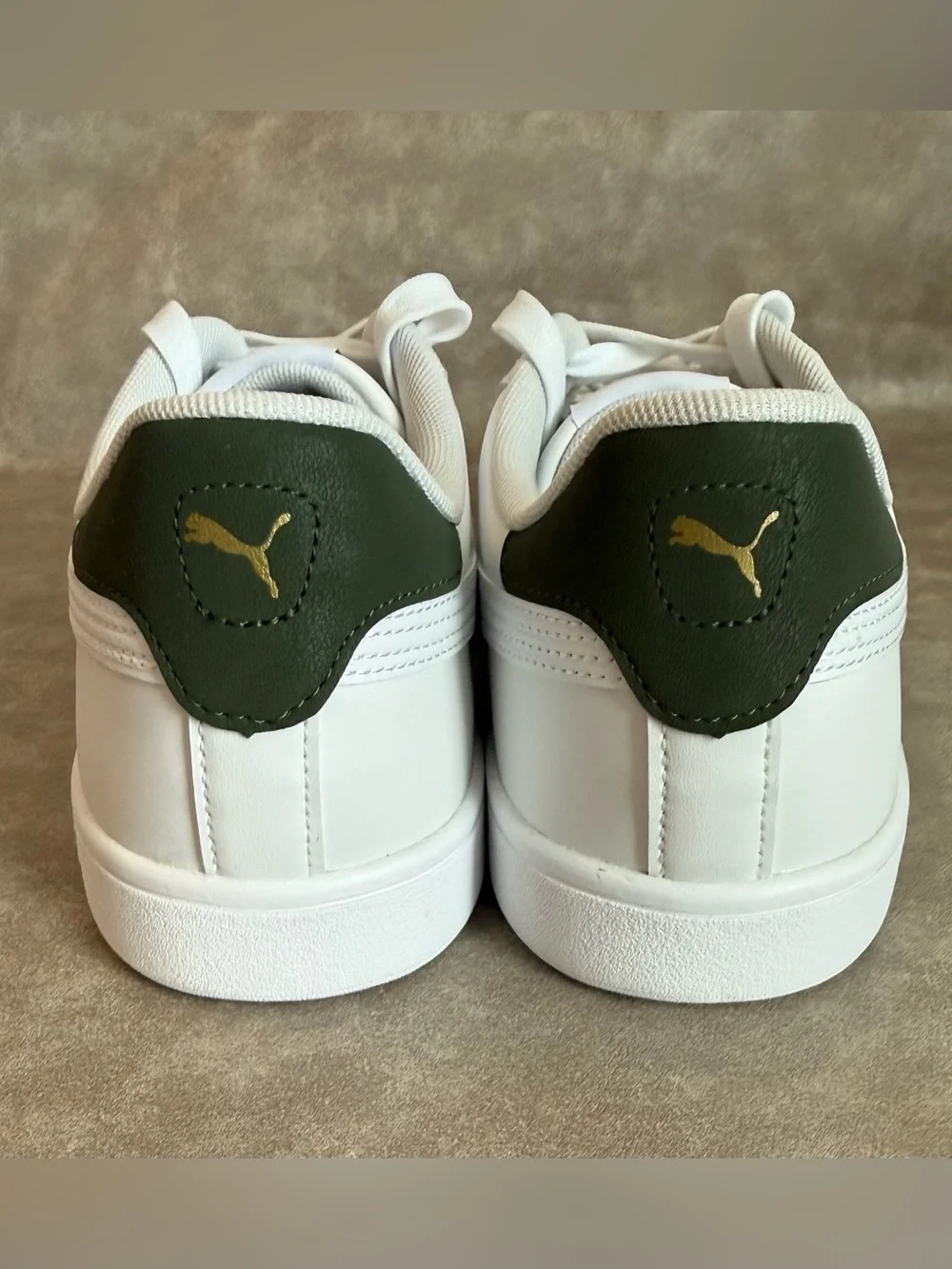 Puma Ace Court Men’s White Leather Sneakers Green Heel Size 11